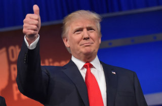 Donald Trump - Thumbs Up Picture